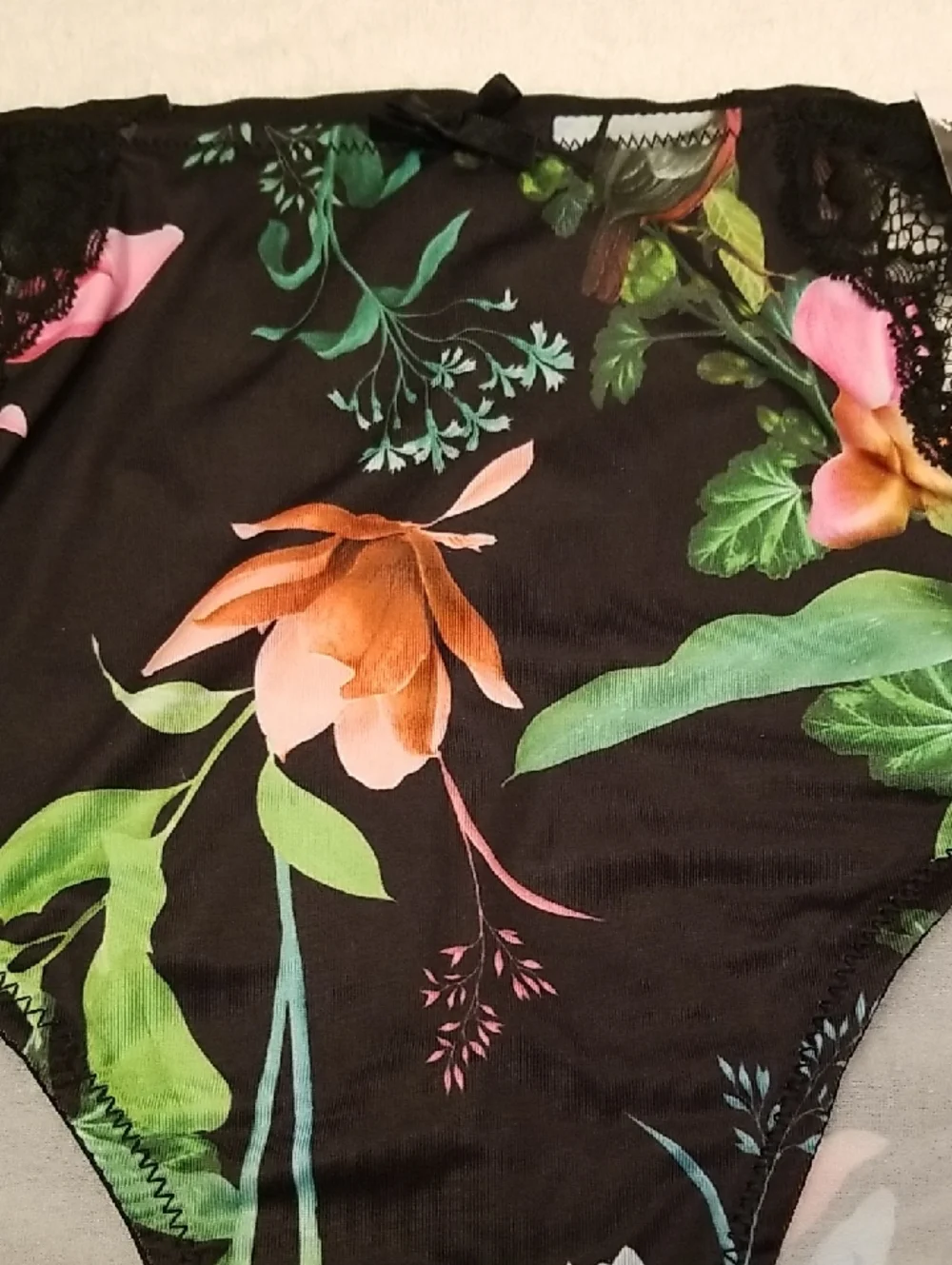 Cacique 14/16 Cheeky Brief Panty - Picture 8 of 10